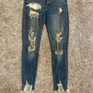 Express anklelegging mid-rise jeans.